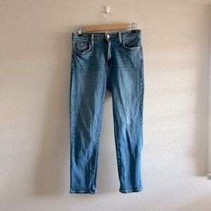 Just Black Peyton Distressed Capri Crop Jean Eco